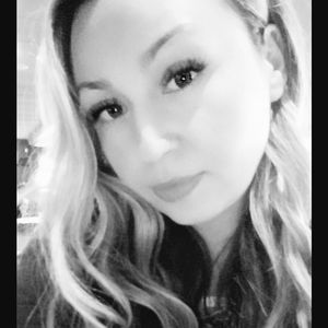 Meet your Posher, Taina